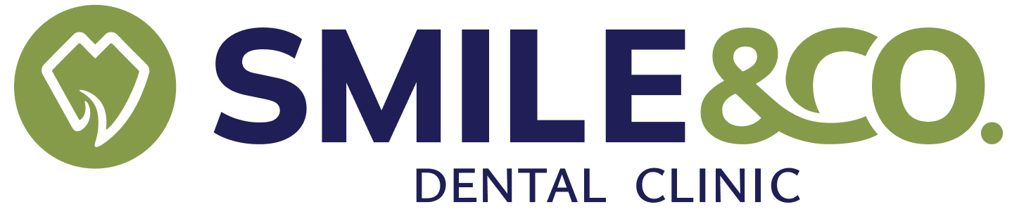 logo smile and co dental clinic