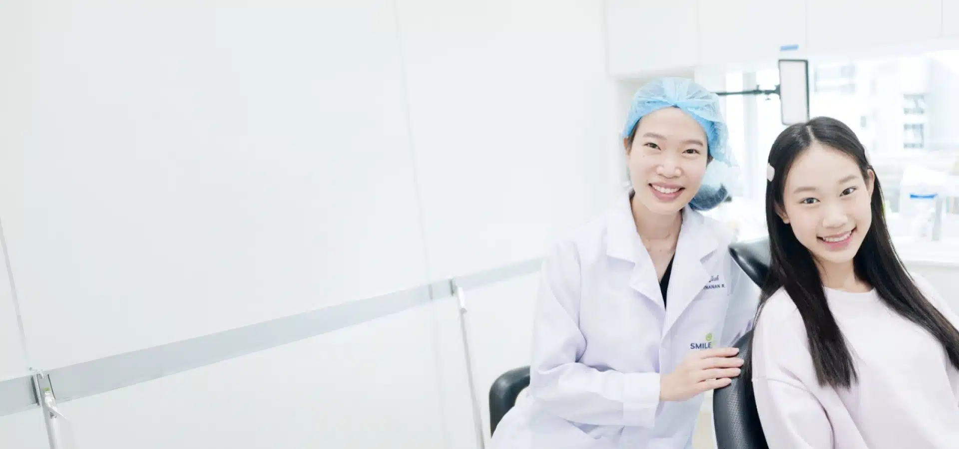 คลินิกทันตกรรมในกรุงเทพ smile and co