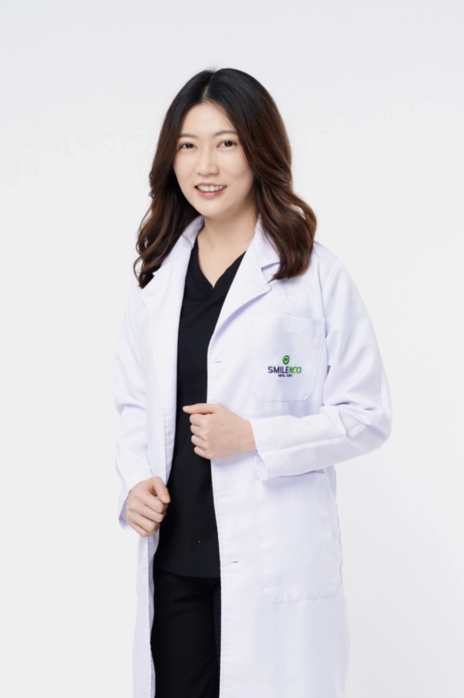 ทพญ.ฉัตรสุมณี โสรัจจกุล - smile and co